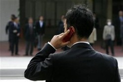 Menkes Pelajari Penelitian WHO Soal Radiasi Ponsel Bikin Kanker