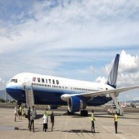 Penumpang Berkelahi, Pesawat United Mendarat Darurat Dikawal Jet F-16