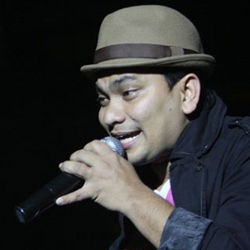 Tompi Kenang Karya Franky Sahilatua