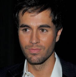 Enrique Iglesias Belum Siap Punya Anak