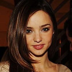 Miranda Kerr Ingin Punya Anak Lagi