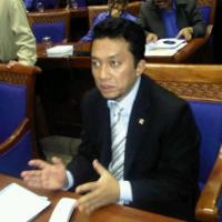 Menkominfo Baru Tahu WHO Sebut Radiasi Ponsel Picu Kanker