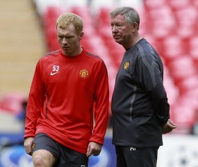 Scholes Sejajar dengan Best & Charlton