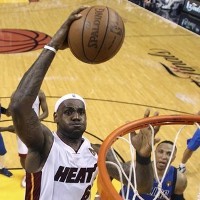 Heat Ungguli Mavs 1-0