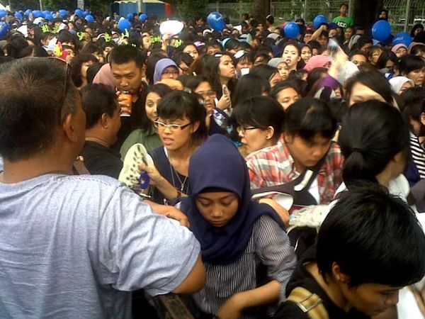Pecinta K-Pop Menyambut KIMCHI 2011