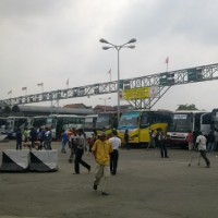 60 Ribu Orang Tinggalkan Bandung dari Terminal Leuwipanjang