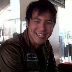 Lagi, Beredar Foto Daniel Mananta Remas Dada Pretty Asmara