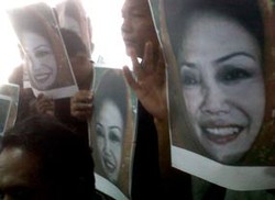 Pengacara Nunun Belum Tahu Kliennya di Kamboja