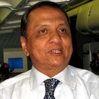 Jepang dan Korea Incar Industri Petrokimia di Papua