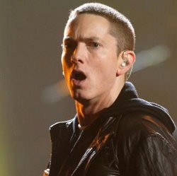Eminem Sebut Lady Gaga Male Lady di Lagu Barunya