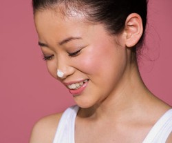 Tips Hilangkan Jerawat pada Hidung