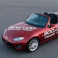 Mazda Bawa Roadster MX-5 ke RI?
