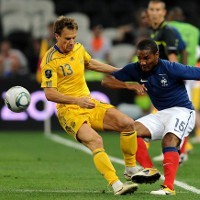 Prancis Hancurkan Ukraina