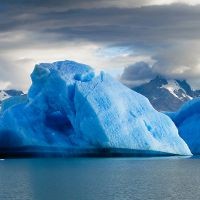  Menyaksikan 9 Pucuk Gunung Es Game Indonesia