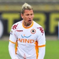 Mexes Tak Sabar Bertualang Bersama Milan