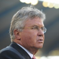 Hiddink Paling Pas Tangani Chelsea