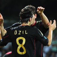 Der Panzer Kian Dekat dengan Tiket Final