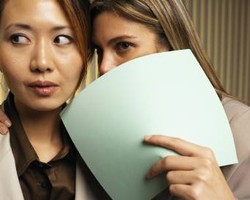 3 Strategi Menjalin Pertemanan di Kantor