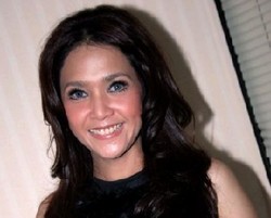 Maia Estianty Akan Dinikahi Pria Bule?