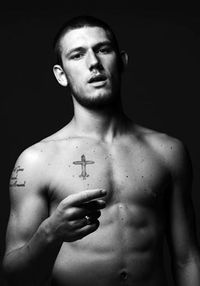 Alex Pettyfer
