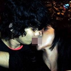 10 Skandal Ciuman Panas Artis Indonesia (2)