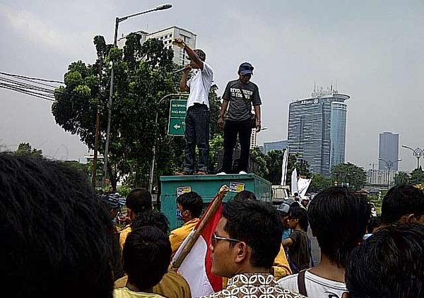Laskar KPK Demo, Rasuna Said Tersendat 