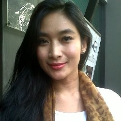 Pasca Menikah, Happy Salma Pilih-pilih Tawaran Main Film