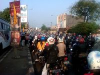 Buruh Demo, Kawasan Industri Cikarang Macet