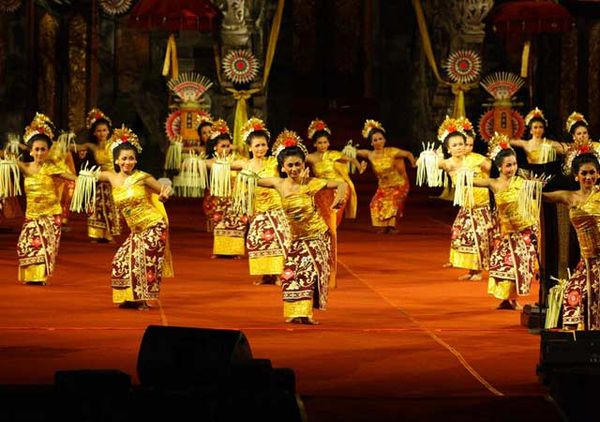 Pembukaan Pesta Kesenian Bali