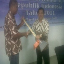 KY Diberi Sapu dan Pengki untuk Berantas Korupsi Pengadilan