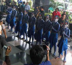 PD: Manusia Biru Hendak Gagalkan PD di Pemilu 2014