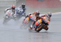 Silverstone Basah, Stoner Juara