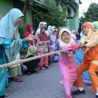 Segarkan Pikiran Usai UAS, SD Luqman Al Hakim Gelar Lomba