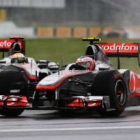 Insiden Tak Pengaruhi Hubungan Baik Hamilton-Button