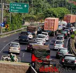 Polda Metro Sosialisasi Pembatasan Truk Selama 30 Hari
