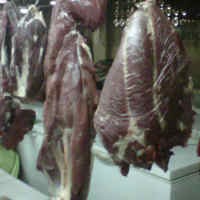 Daging Sapi Impor Tak Saingi Produk Lokal
