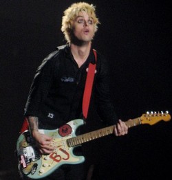 Billie Joe Armstrong Akan Bintangi Film Layar Lebar American Idiot