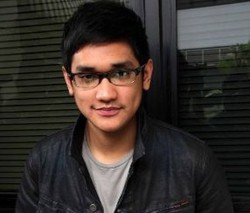 Afgan Dituduh Melanggar Kontrak Kerja