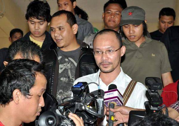 Yoyo Padi Disambangi Tamu Istimewa