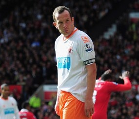 Liverpool Kembali Dekati Charlie Adam