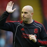 Reina Jalani Operasi Hernia