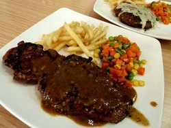 Salisbury Steak dari Kelapa Gading