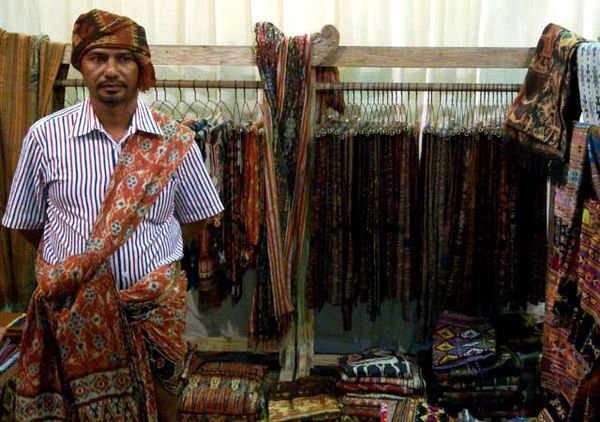 Pameran Tenun Lokal Digelar di JCC
