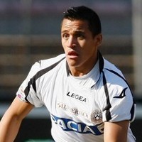 MU Ikut Buru Sanchez