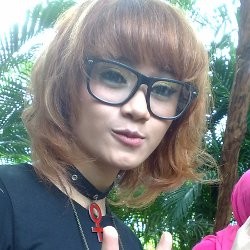 Manggung di Luar Negeri, Dara The Virgin Mules-mules