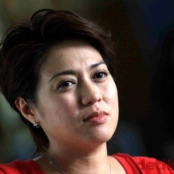 Maribeth Kolaborasi dengan Keith Martin