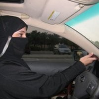 Dilarang Mengemudi, Aktivis Wanita Arab Siap Demo