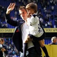 VDV Menikmati White Hart Lane