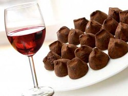 Cokelat dan Wine Rahasia Panjang Umur