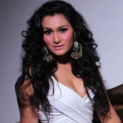 Rita Hasan: Aku Orangnya Suka Dimanja